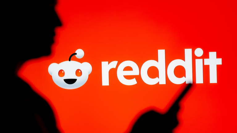 OpenAI Chatbot Reddit: How AI Bots Are Used in Communities