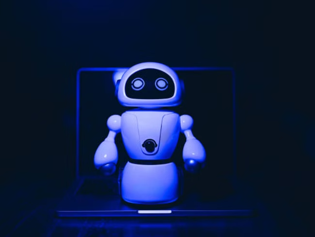 When Were AI Chatbots Invented? The Entire Story of the Doms Altering the Digital World of Chatbots.