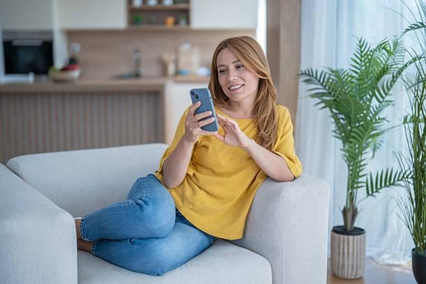 Chatbots in Retail Industry: How AI Is Changing Shopping and Customer Support